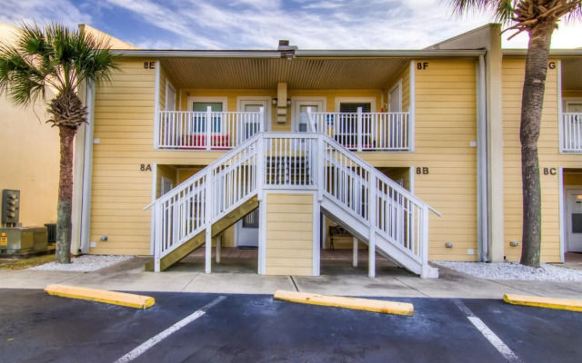 8 A, One Bedroom Condo