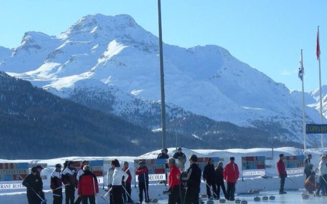Aparthotel Chesa Munteratsch