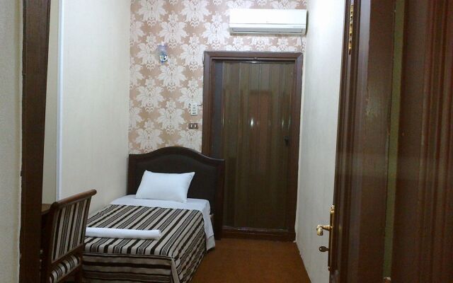 Cairo Kingdom Hotel