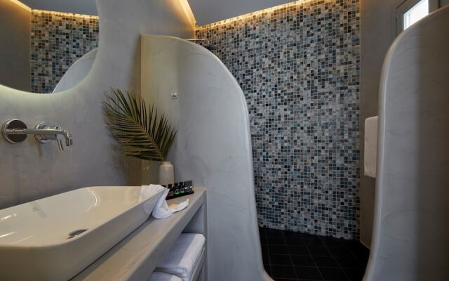 Mountain and Sea Suites