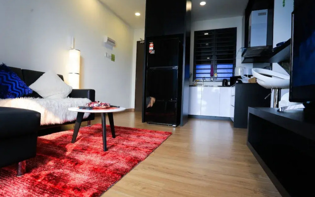 MLH Deluxe Studio Suites @ Landmark Residence