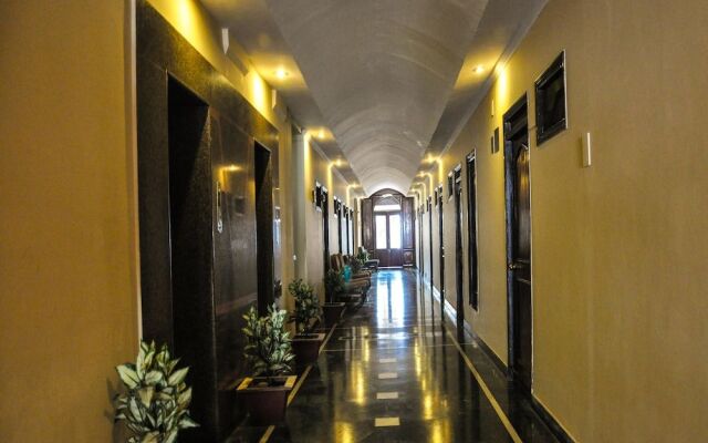 OYO 1382 Mohan Hotel