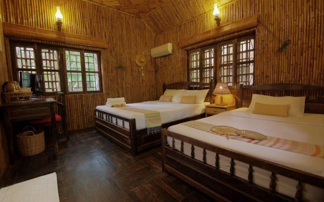 Palm Village Resort & Spa