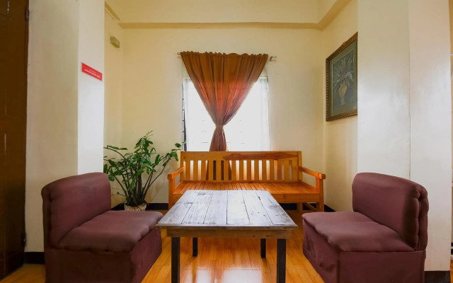 OYO 431 Apollo 11 Apartelle