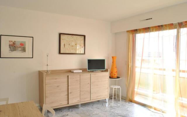 Le Minerve 3P DEB5515