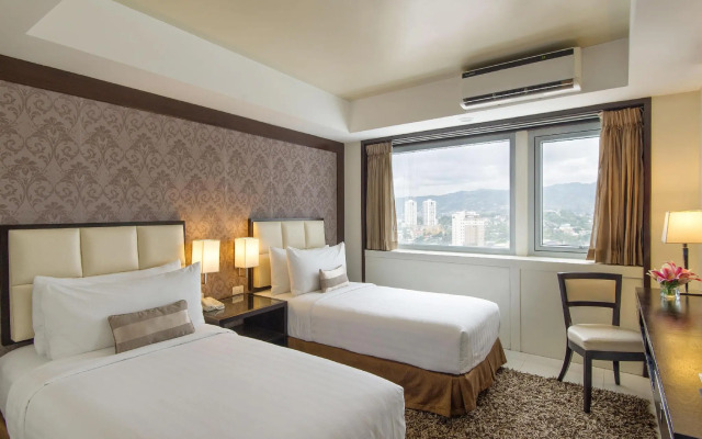 Quest Hotel & Conference Center