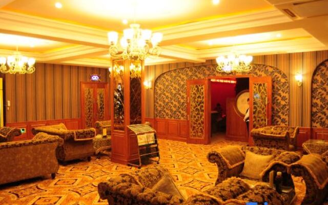 Xintiandi Fashion Hotel (Wafangdian Railway Station)