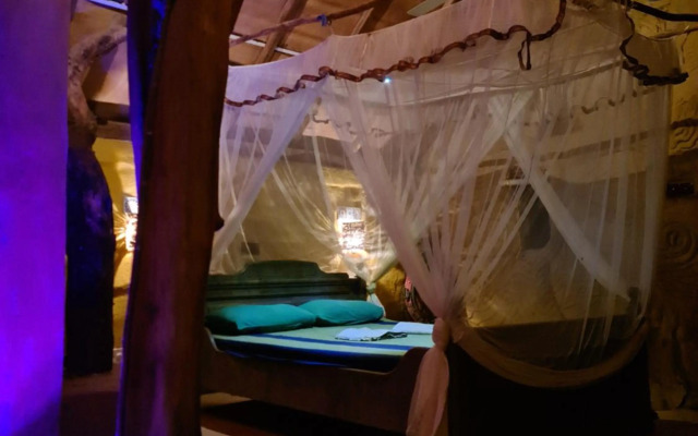 Humbhaha Jungle Nature Eco Resort