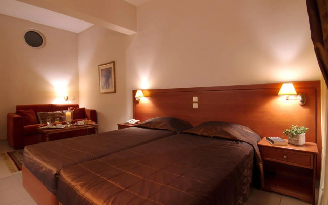 Pines Hotel