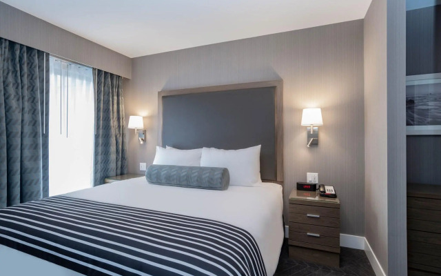 Sandman Signature St. John's Hotel