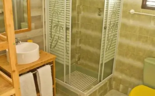 Chaleureux appartement T2 en bas de villa