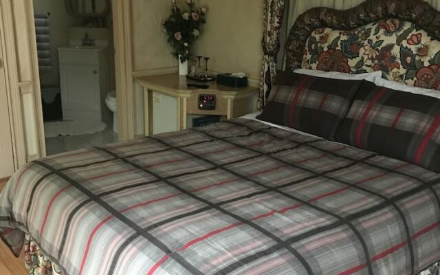 Little Inn on Willow