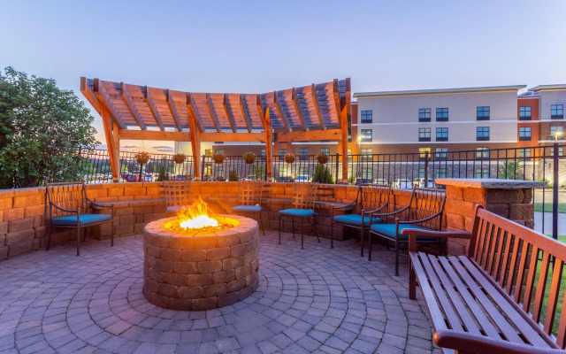 Staybridge Suites Davenport by IHG