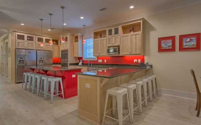 Pearl West by Meyer Vacation Rentals