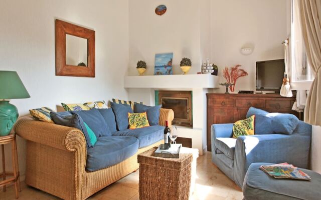 Lovely Holiday Home in Theoule-sur-Mer with Pool