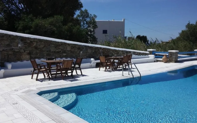 Maganos Suites