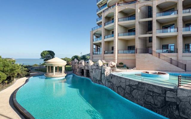 Crowne Plaza Zhoushan Seaview, an IHG Hotel
