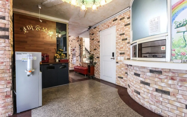 Jeonju Uadong Cheotmajung