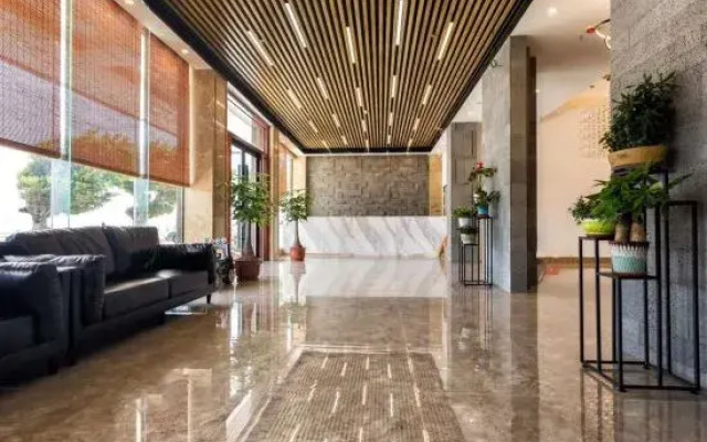 Junyue Prince Hotel
