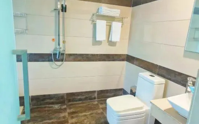 Jinyindao Business Hotel