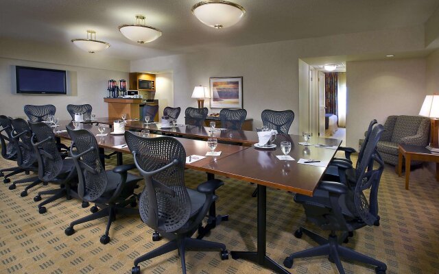 DoubleTree Suites by Hilton Htl & Conf Cntr Downers Grove