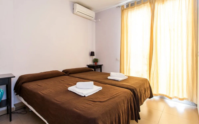 Inside Barcelona Apartments Salvà