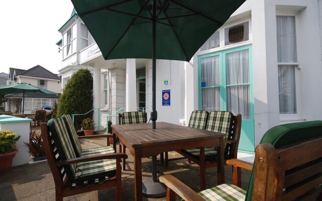 Roseglen Hotel
