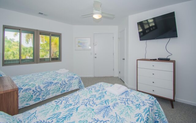 332 Captain John Fripp Villa