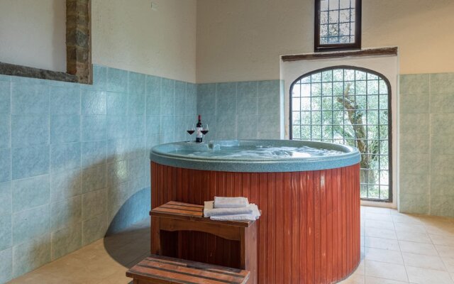 Villa Le Tornaie 14 Emma Villas