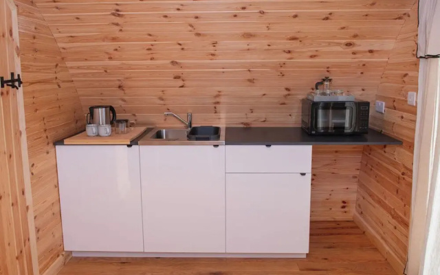 Glamping Pod 5 Shelter