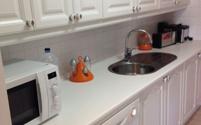 Mi Capricho Beachfront Apartment - Sitio de Calahonda