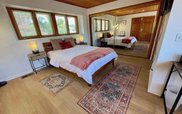 Paradise Vacation Estate Near Universal Studios