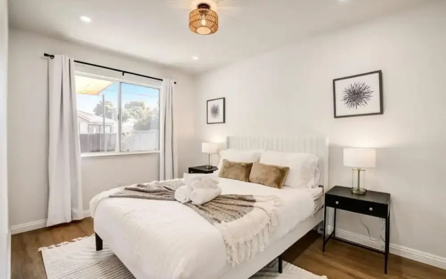 @ Marbella Lane - Stylish Cozy4br in Siliconvalley