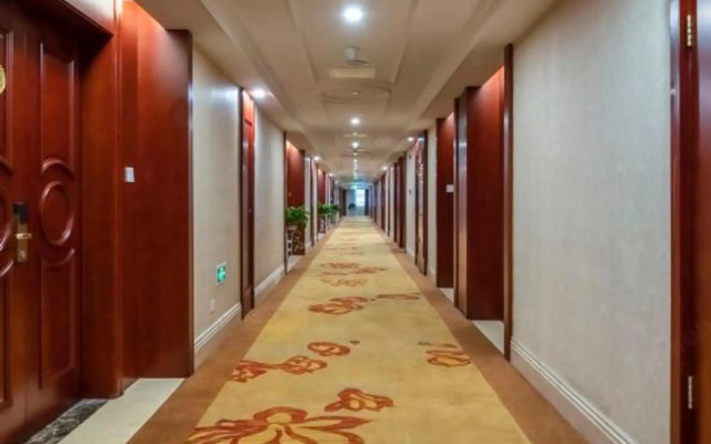 Vienna International Hotel (Changzhou Jintan South Ring 2nd Road Wuyue Plaza)