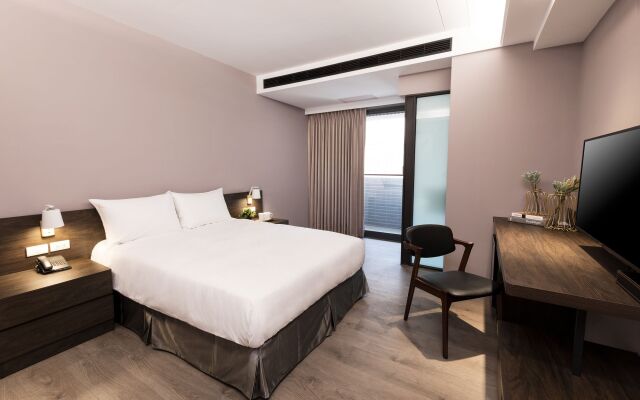 Greenight Hotel