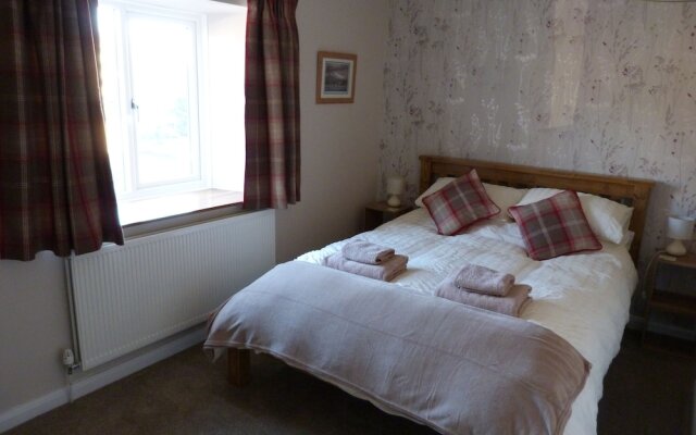Castleneuk Guest House