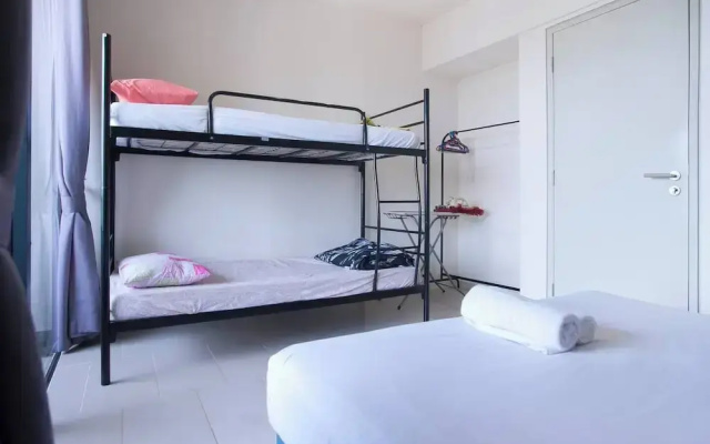 Tamarind Luxury Condo by Smarthome