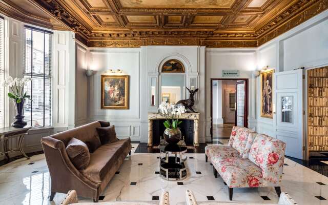 Radisson Blu Hotel, London South Kensington (formerly Vanderbilt)
