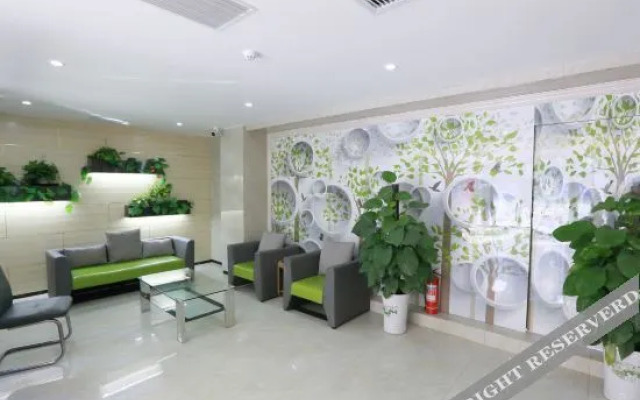 SET Chain Hotel (Xiangyang Qiaoying Yunxing Road)