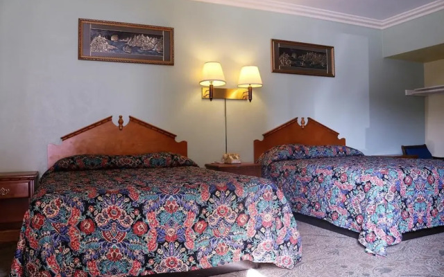 Four Corners motel