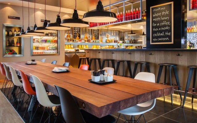 citizenM Schiphol Airport