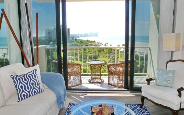 Beachfront Condo With Views of Beach and Spacious Pool