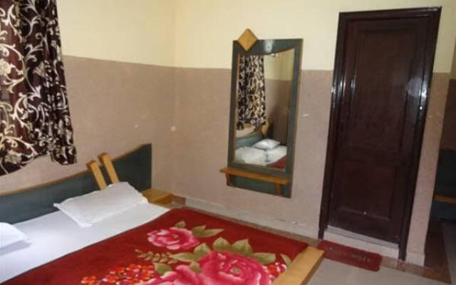 Hotel Bharat Residency