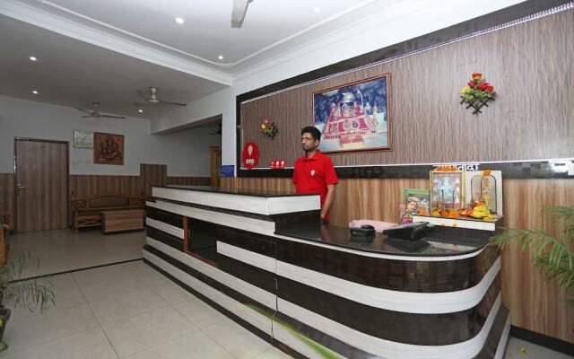 OYO 5239 Hotel Satya Shree