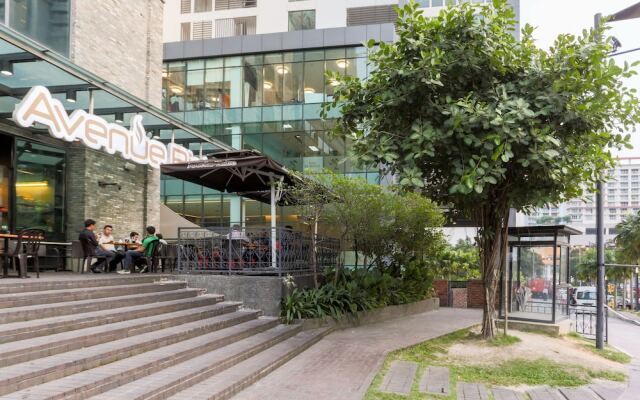 Luzzeri Suite @ Empire Damansara