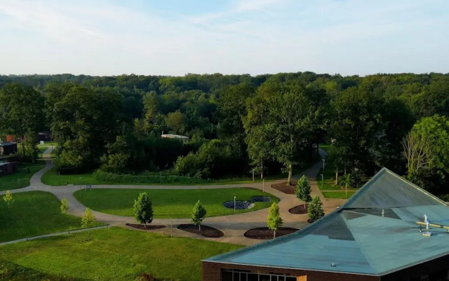 Elegant Mansion With Pools