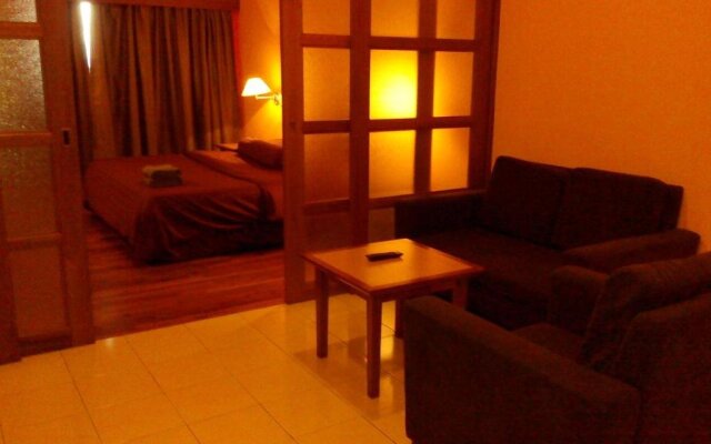 Richone Maluri Private Hotel