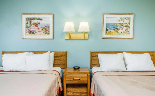 Super 8 By Wyndham Fergus Falls