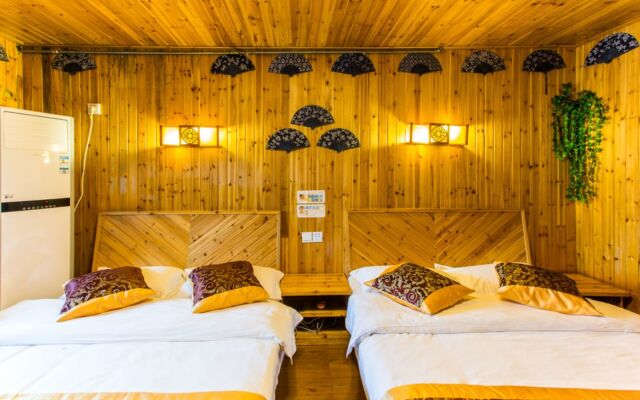 Wuzhen Helan Bridge Inn