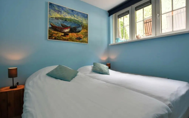 Modern Holiday Home in Putten with Hot Tub